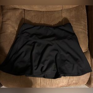 Black Yogalicious tennis skirt! Never worn
